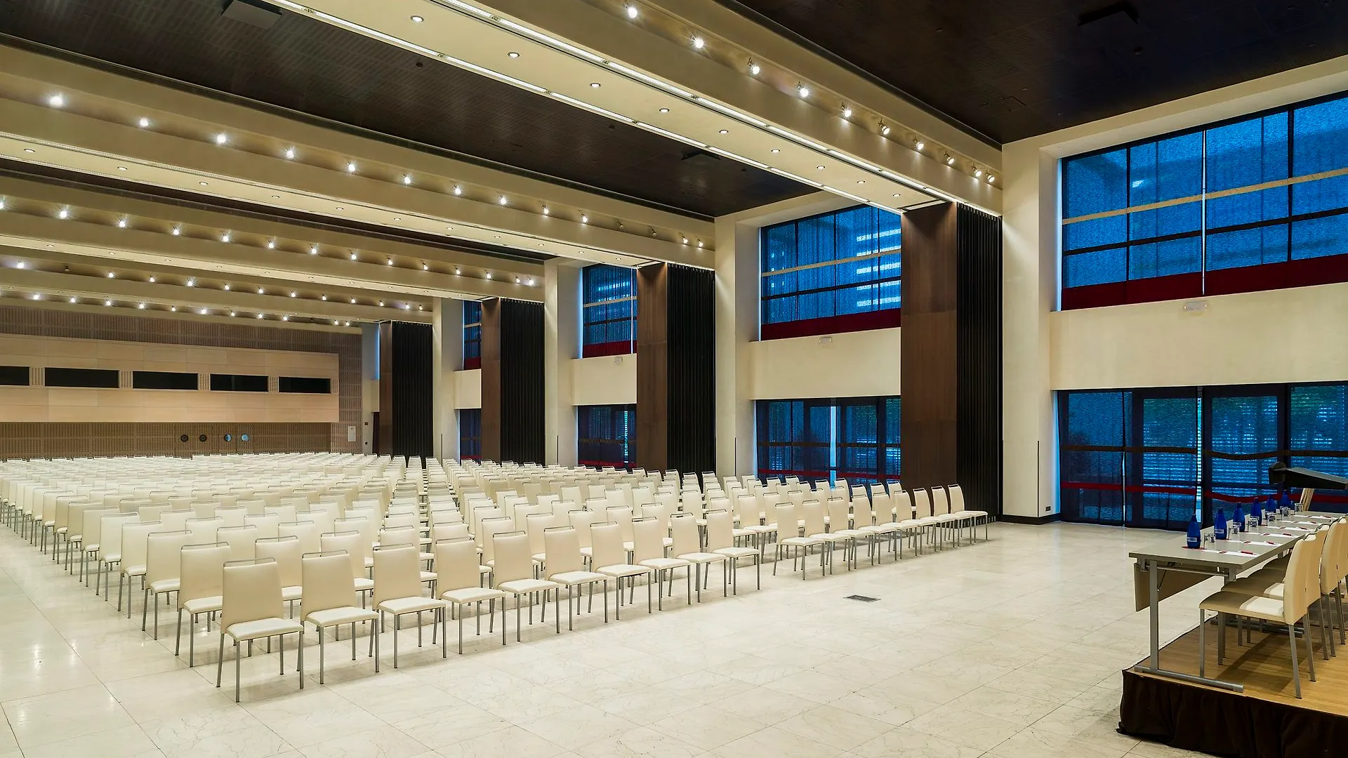 **** Otel Nh Collection Sevilla İspanya