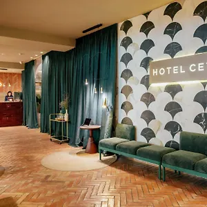 4* 호텔 Cetina