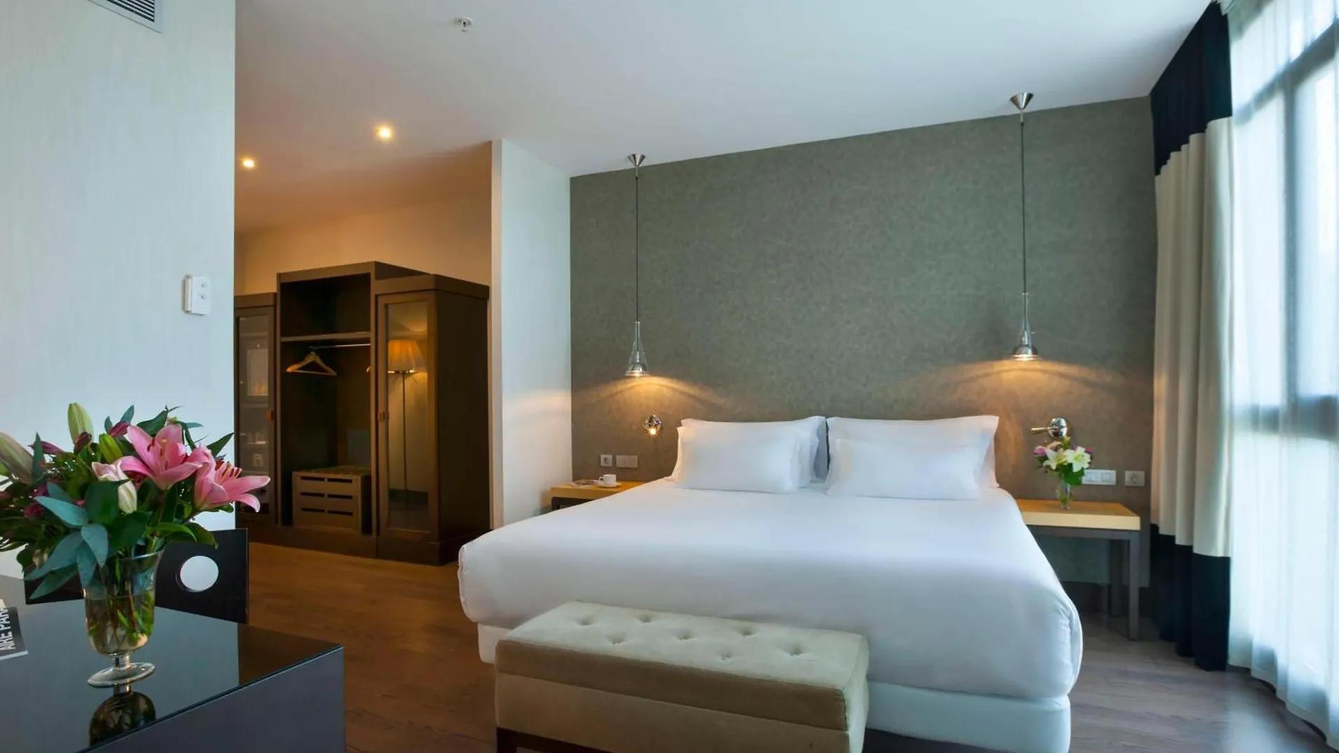 Nh Collection Sevilla 4*, Seville